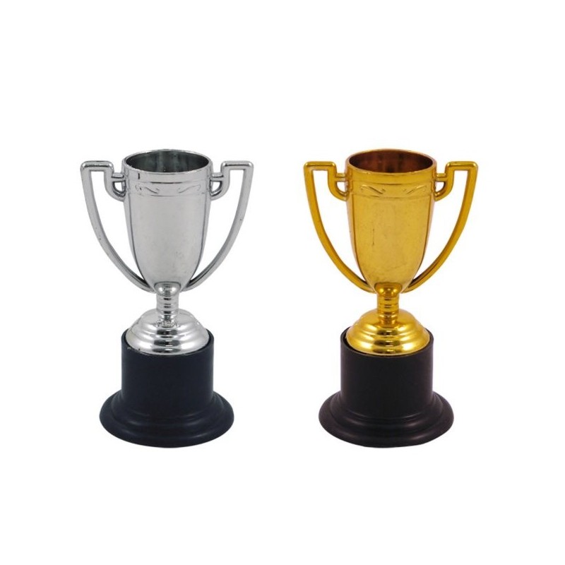Henbrandt Assorted Mini Trophy - Gold & Silver